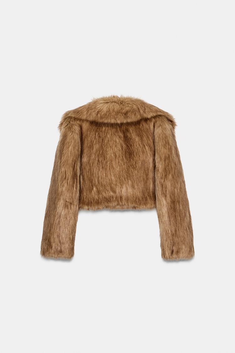 VESTE COURTE EFFET FOURRURE